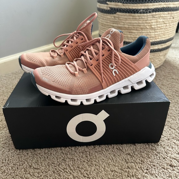 Rare color- women’s On Cloudswift blush/denim sz 9 - Picture 4 of 6